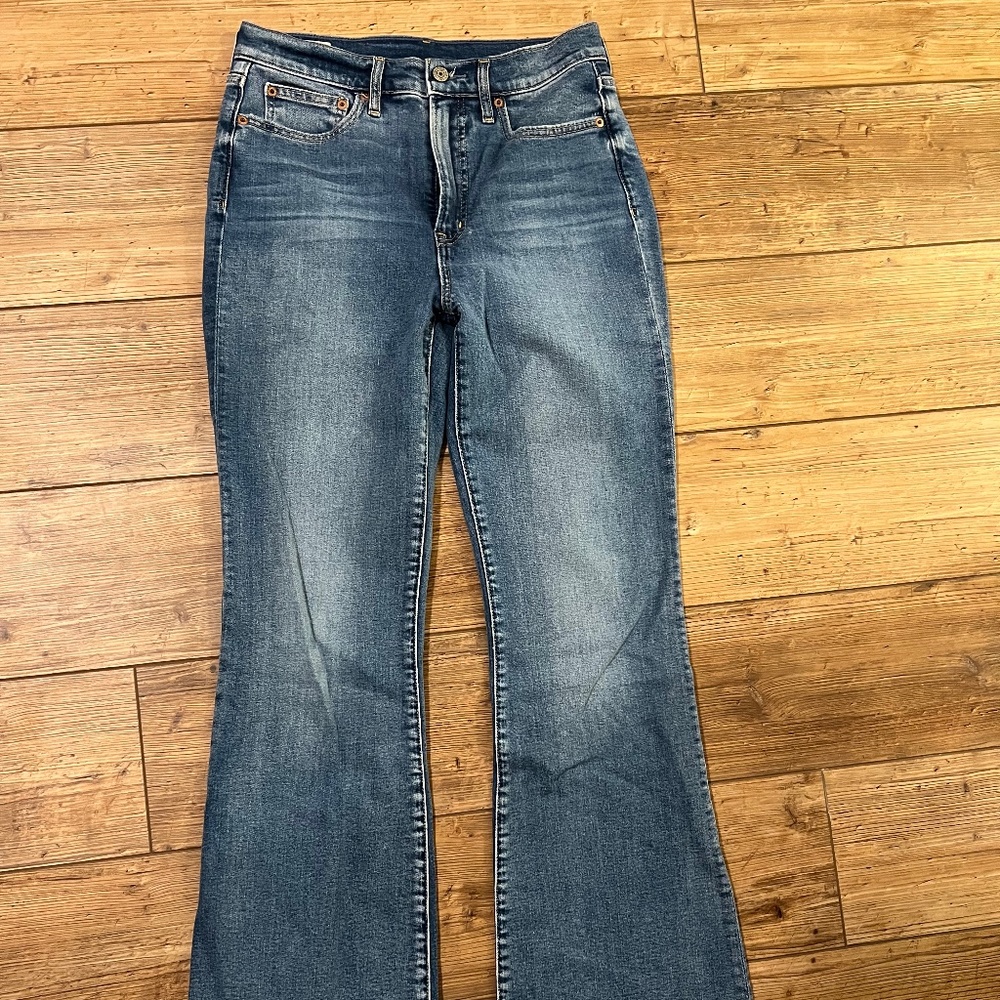 NWOT Gap Flare High Rise